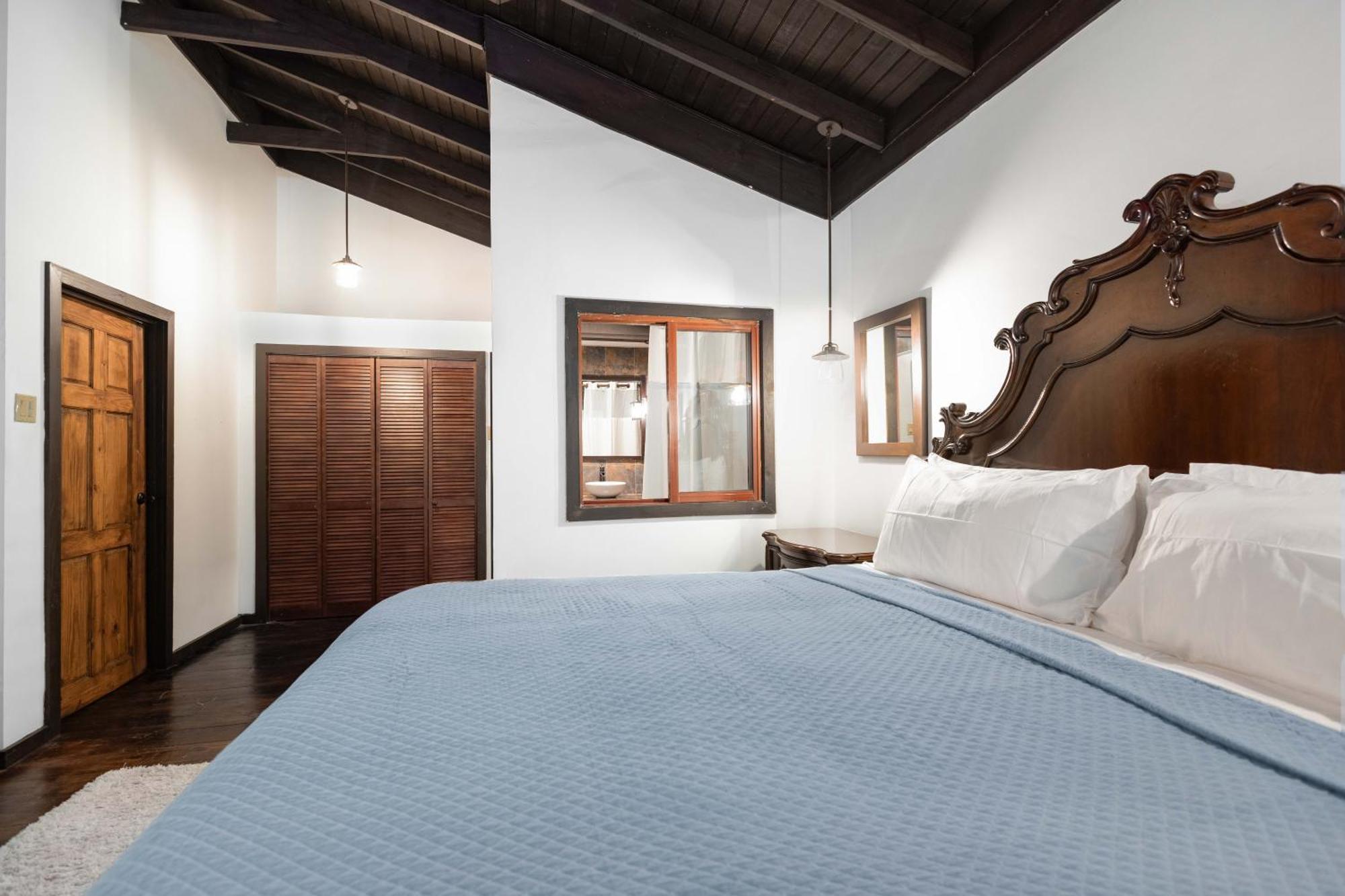Serendipity Holistic Resort Spa 金斯敦 外观 照片